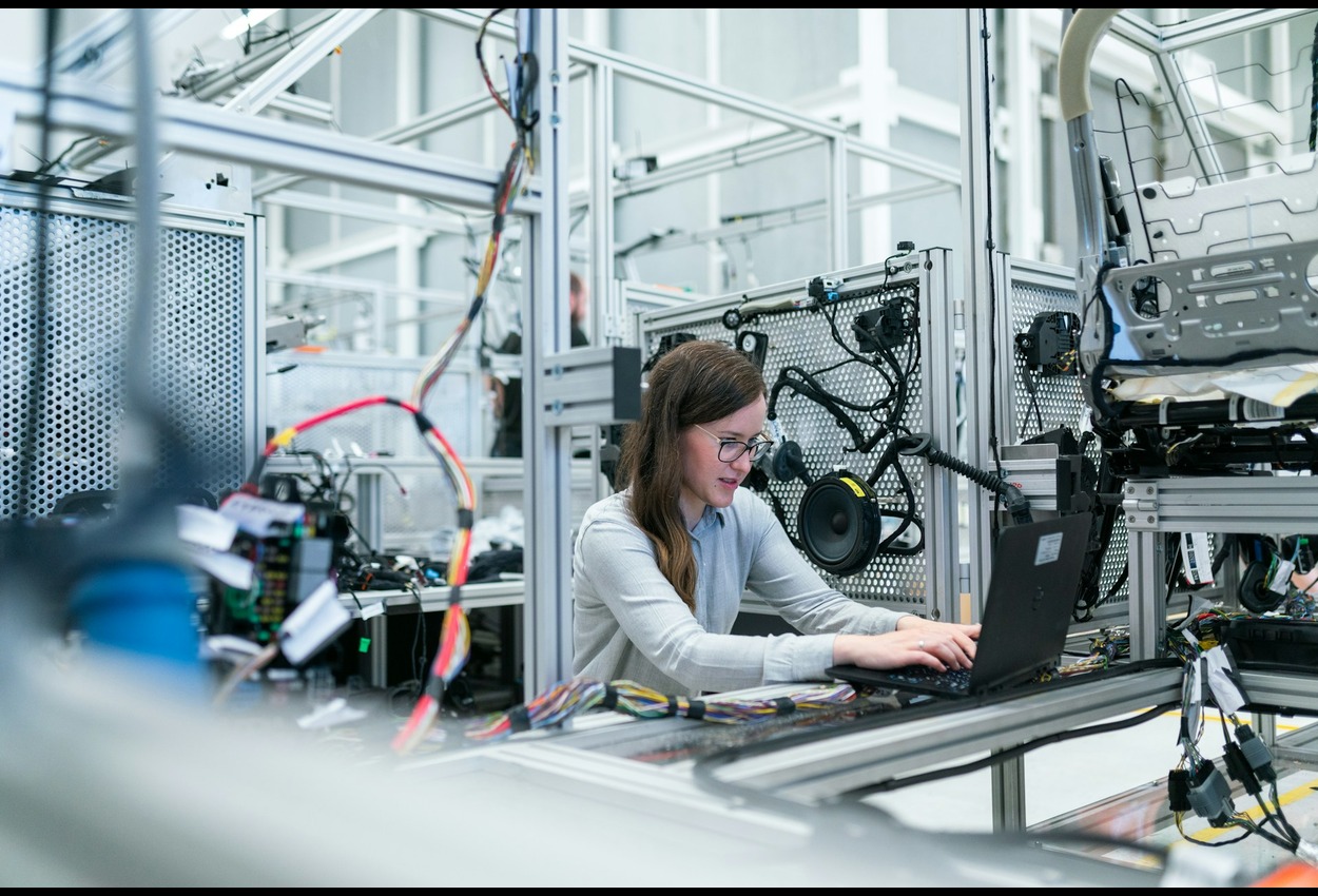 Spaietacle: Design Storytelling and Interactive Experiences